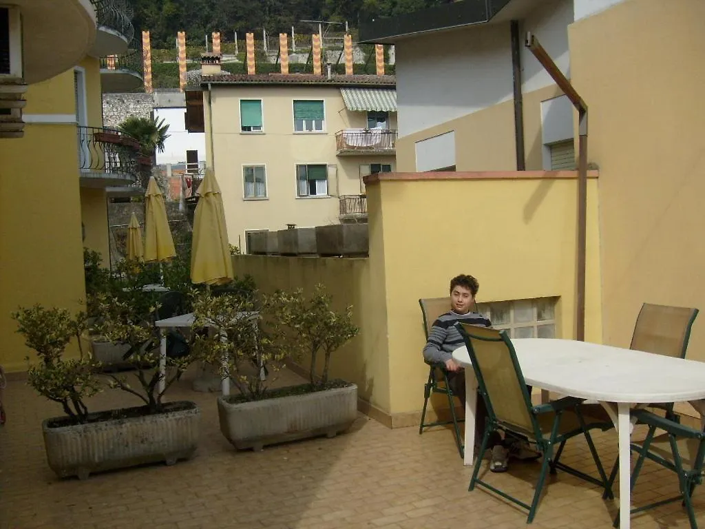 Hotel Vienna トスコラーノ・マデルノ イタリア
